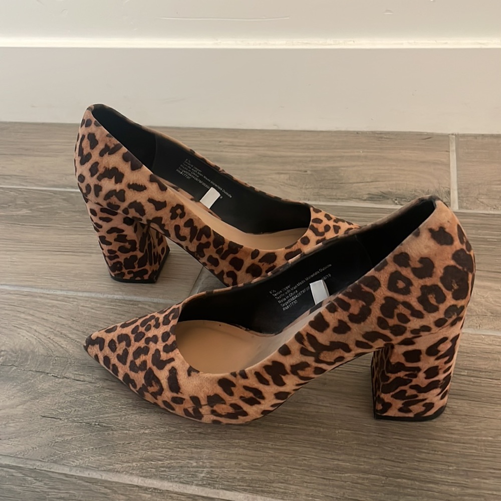 Leopard print heels - Picture 2 of 3